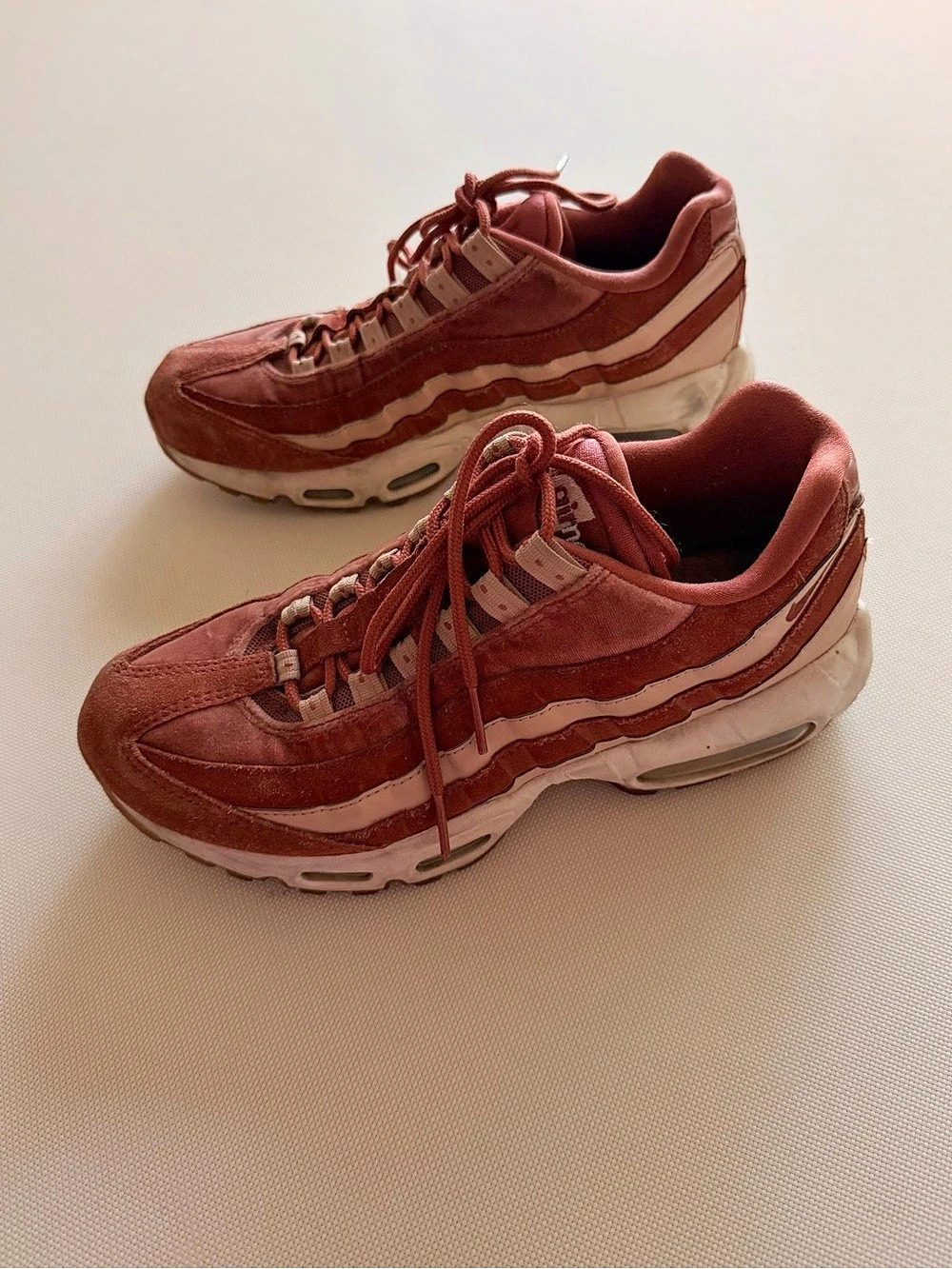 Nike Air Max 95 SE Particle Rose Sneakers Coral& White US 7.5